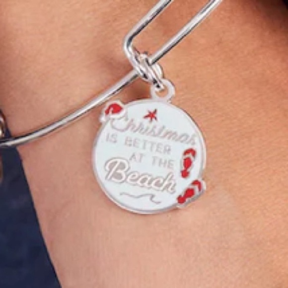 Christmas Themed Items - Picture 2 of 13